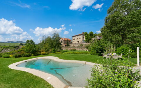 Villa Torre Delle Rose - Firenzuola, Private Pool,: Nube, Cielo, Planta, Agua, Edificio, Naturaleza, Árbol, Azur, Paisaje Natural, Piscina