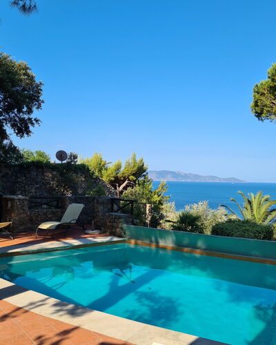 Argentarola House, Porto Santo Stefano, Seaview An: Azul, Agua, Piscina, Recurso, Mar, Costeras Y Los Accidentes Geográficos Oceánico, Eco Hotel, Oceano, Costa, Zona Tropical