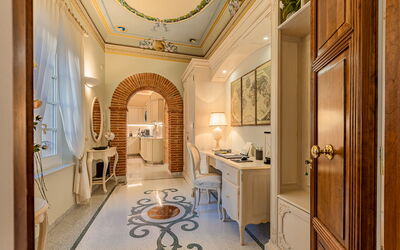 Charming Apartment Cartoni - Città Della Pieve, Um: Mueble, Propiedad, Marco, Mesa, Silla, Diseño De Interiores, Edificio, Salón, Madera, Casa