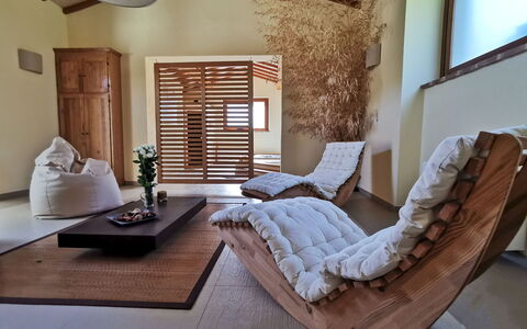 Villa Niccone: Mueble, Propiedad, Marco, Comodidad, Edificio, Mesa, Madera, Diseño De Interiores, Encendiendo, Sala