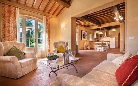 Le Vigne 4: Mueble, Propiedad, Comodidad, Edificio, Diseño De Interiores, Madera, Arquitectura, Suelo, Piso, Sofá