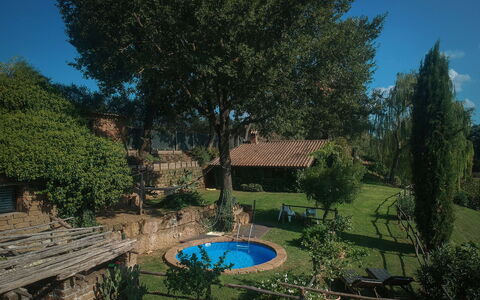 Casale Delle Papere, Pool, Romantic Holiday In Nep: Planta, Agua, Planta De La Comunidad, Cielo, Piscina, Árbol, Paisaje Natural, Vegetación, El Terreno Del Lote, Hierba