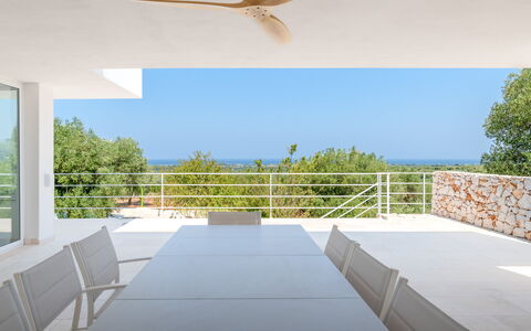 Casa Di Veronica: Cielo, Tiempo De Día, Propiedad, Ligero, Sombra, Madera, Diseño De Interiores, Línea, Árbol, Ventilador De Techo
