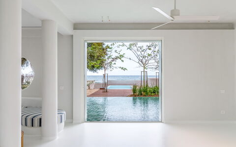 Villa Clementina: Agua, Planta, Madera, Sombra, Diseño De Interiores, Suelo, Piso, Propiedad Material, Rectángulo