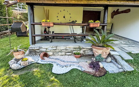 Il Poggio del Castagno: Jardín, Patio Interior, Césped, Yarda, Paisajismo, Maceta, Sombra, Mueble Para Exteriores, Planta De Casa, Patio