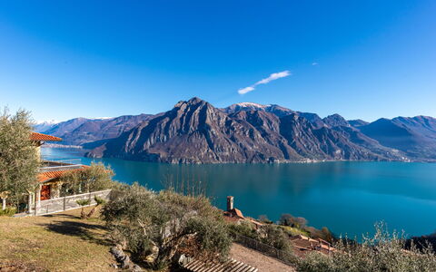 Xino Terrace View: Montaña, Accidentes Geográficos Montañosas, Agua, Cuerpo De Agua, Colina, Paisaje Natural, Cordillera, Tierras Altas, Hill Station, Lago