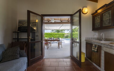 Casa del Marchese, Pool, Wifi, Castell' Arquato: Mueble, Propiedad, Mostrador, Gabinetes, Diseño De Interiores, Madera, Mesa, Suelo, Piso, Cocina