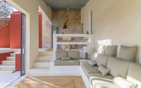 Lamia del Grano: Propiedad, Sofá, Diseño De Interiores, Marco, Madera, Sala, Suelo, Sombra, Beige, Piso