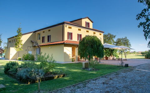 Oasi Casamaras, Brenta River, Wifi, Ac: Planta, Cielo, Edificio, Propiedad, Ventana, Árbol, Casa, El Terreno Del Lote, Hierba, Cabaña