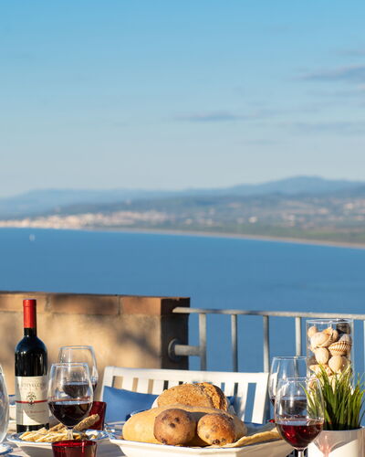 Sunset Sea View, Baratti, Populonia, Wifi, Ac: Cielo, Agua, Nube, Comida, Vajilla, Mesa, Mueble, Propiedad, Edificio, Azur