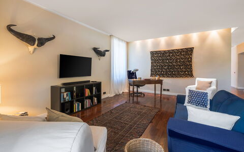 A Casa Di Camillo, Nepi, a C, Wifi: Mueble, Propiedad, Marco, Comodidad, Televisión, Mesa, Madera, Diseño De Interiores, Sala, Piso