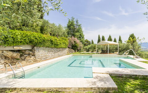 Villa Montegattoli, Pool, Landscape, Wifi, Ac: Planta, Agua, Cielo, Nube, Piscina, Árbol, Sombra, Hierba, Paisaje Natural, Ocio