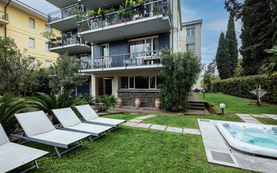 Dal Molin Apartment, Garda Lake, Ac, Fitness, Jacu: Planta, Edificio, Ventana, Diseño De Interiores, Arquitectura, Sombra, Diseño Urbano, Condominio, Barrio Residencial, Casa