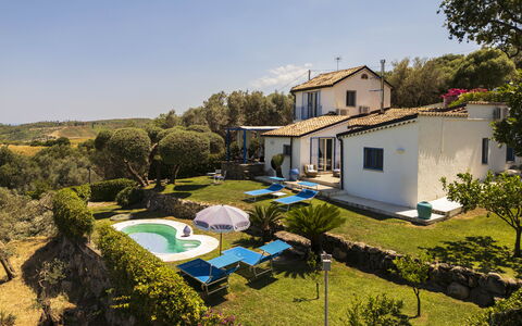 Villa Acquaro, Santa Caterina Dello Ionio, Pool, A: Azul, Piscina, Recurso, Cabaña, Inmuebles, Casa De Campo, Villa, Hacienda, Eco Hotel, Patio Interior