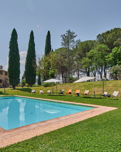 Villa Conte Jacopo: Agua, Planta, Cielo, Verde, Árbol, Ocio, Rectángulo, Paisaje, Hierba, Paisaje Natural
