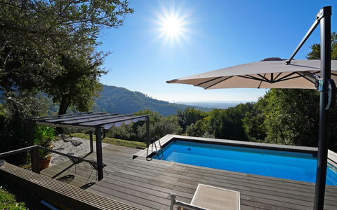 Villa Di Confine: Cielo, Planta, Agua, Ligero, Naturaleza, Sombra, Piscina, Mueble Para Exteriores, Encendiendo, Árbol