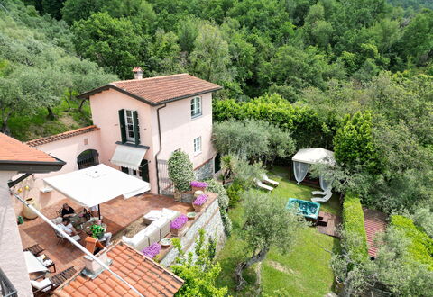 Villetta Verde: Planta, Edificio, Propiedad, Árbol, Ventana, Casa, Barrio Residencial, Barrio, Diseño Urbano, Bienes Raíces