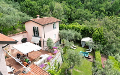 Villetta Verde: Planta, Edificio, Propiedad, Árbol, Ventana, Casa, Barrio Residencial, Barrio, Diseño Urbano, Bienes Raíces