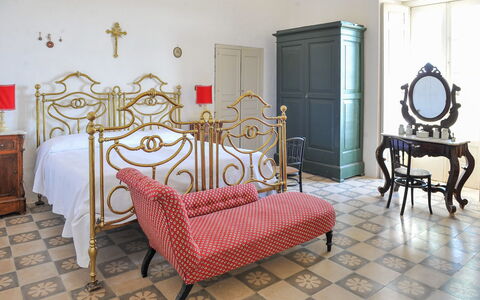 Masseria Tagliente: Mueble, Edificio, Comodidad, Diseño De Interiores, Madera, Arquitectura, Decoración, Suelo, Piso, Bienes Raíces
