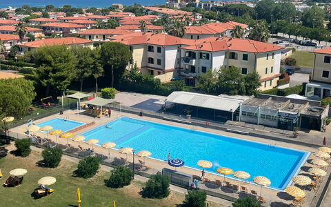 Suite Mareconero: Piscina, Recreación, Recurso, Ocio, Ciudad De Vacaciones, Hotel, Centro De Ocio, Vacaciones, Thermae