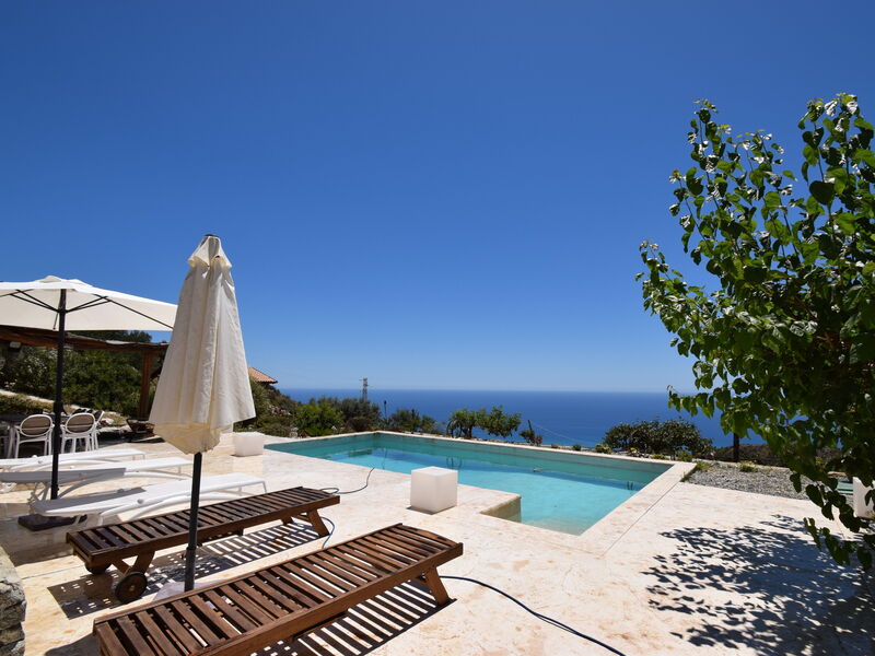 Villa Roccella Ionica, Sea View, a c