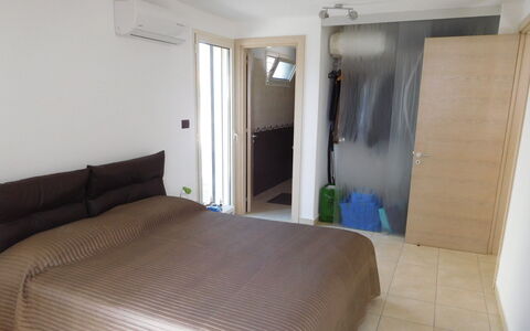 Loft San Giovanni in Gallipoli: Propiedad, Mueble, Comodidad, Edificio, Madera, Sombra, Diseño De Interiores, Suelo, Piso