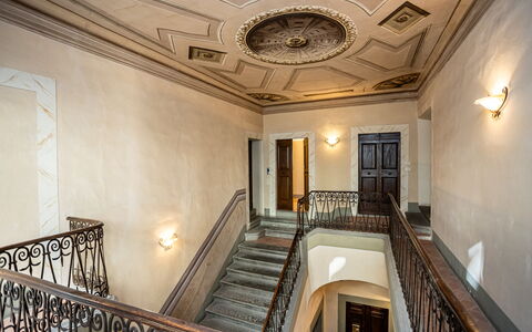 Appartamento Vagnucci: Propiedad, Marco, Ligero, Madera, Escalera, Encendiendo, Diseño De Interiores, Arquitectura, Salón, Edificio
