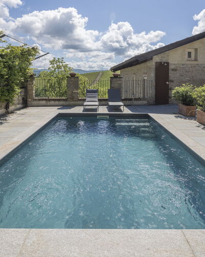 Arpusè, Relax nelle Langhe - Barolo, with Pool: Piscina, Material Compuesto, Fuente De Agua, Losa, Loseta