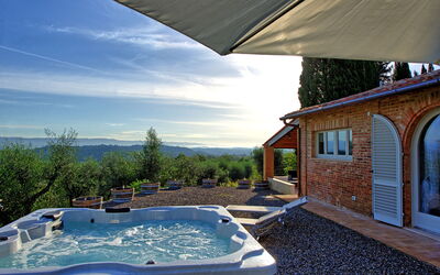 Casa Andrea: Agua, Cielo, Nube, Planta, Ventana, Edificio, Piscina, Azur, Sombra, Arquitectura