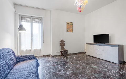 Romina Apartment, Florence, Campo Marte: Piso, Suelo, Diseño De Interiores, Habitación, Departamento, Techo, Mueble, Casa, Suelos De Madera, Sala