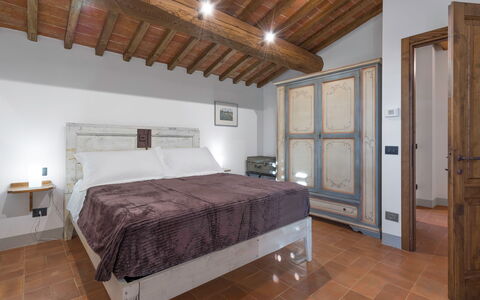 La Capanna, Borgo Campassini, Monteriggioni: Diseño De Interiores, Mueble, Piso, Techo, Habitación, Suelo, Habitación, Casa, Departamento, Cama