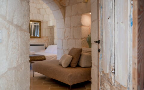 Trullo Brenda: Pared, Pared De Piedra, Habitación, Cama