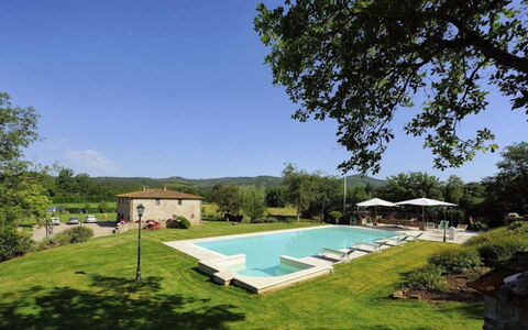 Mulino della Villa: Piscina, Inmuebles, Casa De Campo, Mueble Para Exteriores, Ocio, Recurso, Jardín, Hacienda, Césped, Paisajismo