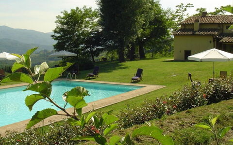 Magnolia e Camelia: Casa De Campo, Eco Hotel, Mueble Para Exteriores, Piscina, Yarda, Villa, Hacienda, Patio Interior