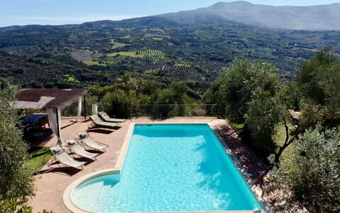 Poggio Aperto: Piscina, Recurso, Asentamientos Humanos, Eco Hotel, Cordillera, Hacienda, Villa, Ciudad De Vacaciones, Inmuebles, Casa De Campo