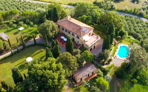 La Palazzina: Inmuebles, Hacienda, Mansión, Jardín, Villa, Casa De Campo, Eco Hotel, Yarda, Casa Histórica, Recurso