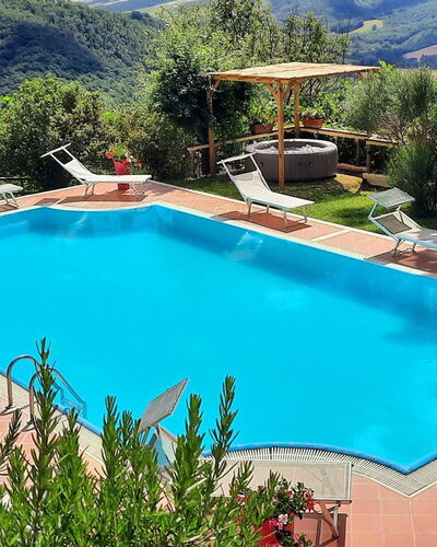 La Palazzina: Piscina, Recurso, Asentamientos Humanos, Eco Hotel, Hacienda, Thermae, Mueble Para Exteriores, Ciudad De Vacaciones, Sunlounger, Villa