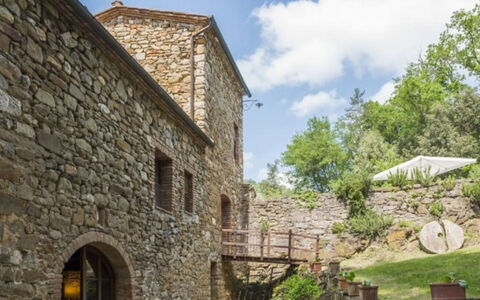 Mulino della Frateria: Pared, Arquitectura, Pared De Piedra, Klippe, Área Rural, Inmuebles, Enladrillado, Ladrillo, Jardín, Paisajismo