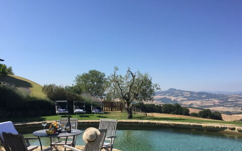Case Belle: Piscina, Paisaje, Paisajismo, Fuente De Agua, Césped, Estanque, Eco Hotel, Recurso, Mueble Para Exteriores, Villa