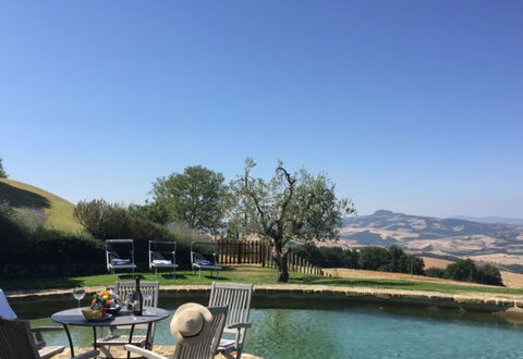 Case Belle: Piscina, Paisaje, Paisajismo, Fuente De Agua, Césped, Estanque, Eco Hotel, Recurso, Mueble Para Exteriores, Villa