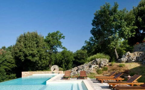 Villa Pipirelli: Piscina, Recurso, Fuente De Agua, Ocio, Mueble Para Exteriores, Eco Hotel, Thermae, Sunlounger, Paisajismo, Vacaciones
