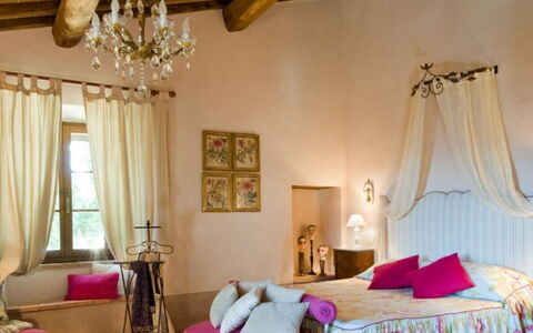 Villa Pipirelli: Mueble, Diseño De Interiores, Cama, Linos, Habitación, Mesa, Textil, Habitación, Lámpara, Encendiendo