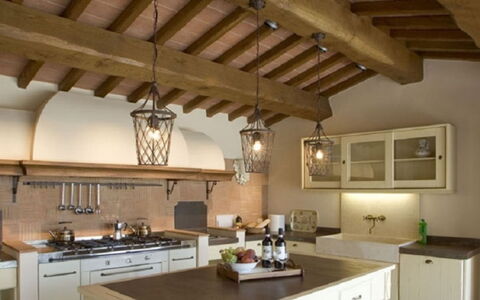 Villa Santa Virginia: Cocina, Diseño De Interiores, Mueble, Piso, Techo, Casa, Mostrador, Gabinetes, Suelo, Lámpara