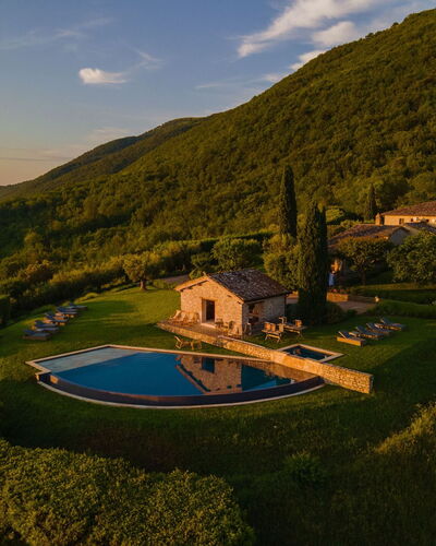 Villa Sibilla: Paisaje Natural, Colina, Tierras Altas, Cordillera, Valle, Hill Station, Piscina, Cayó, Tarn, Casa De Campo