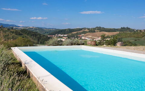 Cascina Tabia: Azul, Piscina, Material Compuesto, Recurso, Eco Hotel, Thermae, Villa