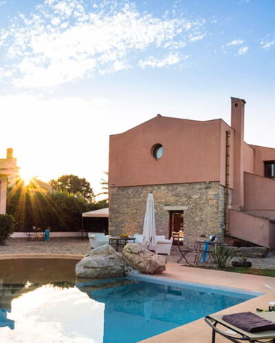 Villa dello Zingaro: Piscina, Recurso, Inmuebles, Fuente De Agua, Hacienda, Villa, Eco Hotel, Paisajismo, Thermae, Mansión