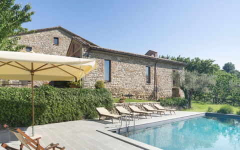 Villa Savino: Piscina, Inmuebles, Mueble Para Exteriores, Cabaña, Jardín, Villa, Casa De Campo, Patio Interior, Paisajismo, Hacienda