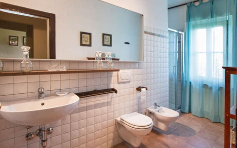 Cascina Arcangelo: Arreglo De Tubería, Piso, Diseño De Interiores, Baño, Suelo, Grifo, Lavabo Del Baño, Plomería, Lavabo, Habitación