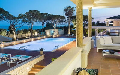 Villa delle Palme: Piscina, Recurso, Eco Hotel, Hotel, Villa, Sombra, Ciudad De Vacaciones, Mueble Para Exteriores, Hacienda