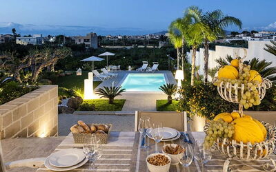 Villa della Laguna: Piscina, Recurso, Eco Hotel, Mueble Para Exteriores, Paisajismo, Patio, Jardín, Hacienda, Inmuebles, Villa